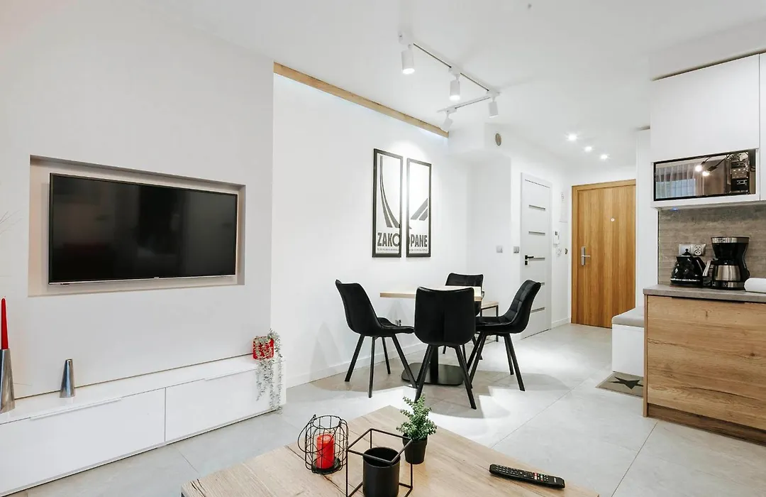 GórSKI Przystanek Apartament Satoła 2-1